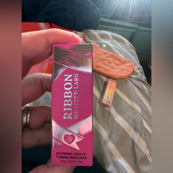 Too faced sample bundle - Picture 4 of 8